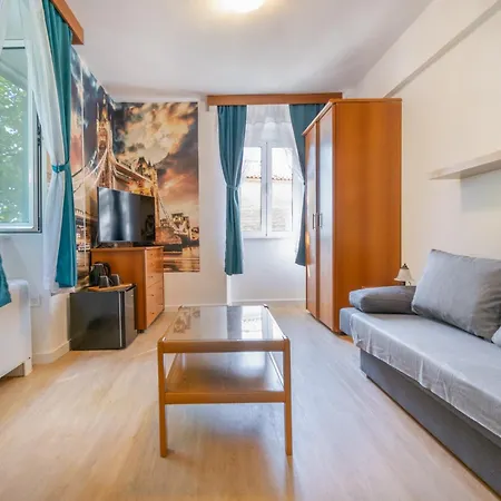 Bed & Breakfast Palac -Free Parking- Baška Voda Esterno foto
