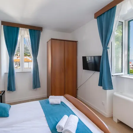 Bed & Breakfast Palac -Free Parking- Baška Voda Esterno foto