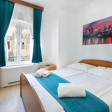 Bed & Breakfast Palac -Free Parking- Baška Voda Esterno foto