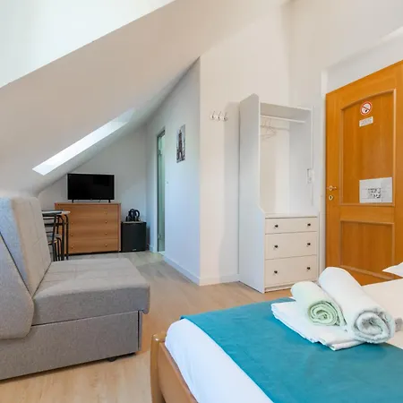 Bed & Breakfast Palac -Free Parking- Baška Voda Esterno foto