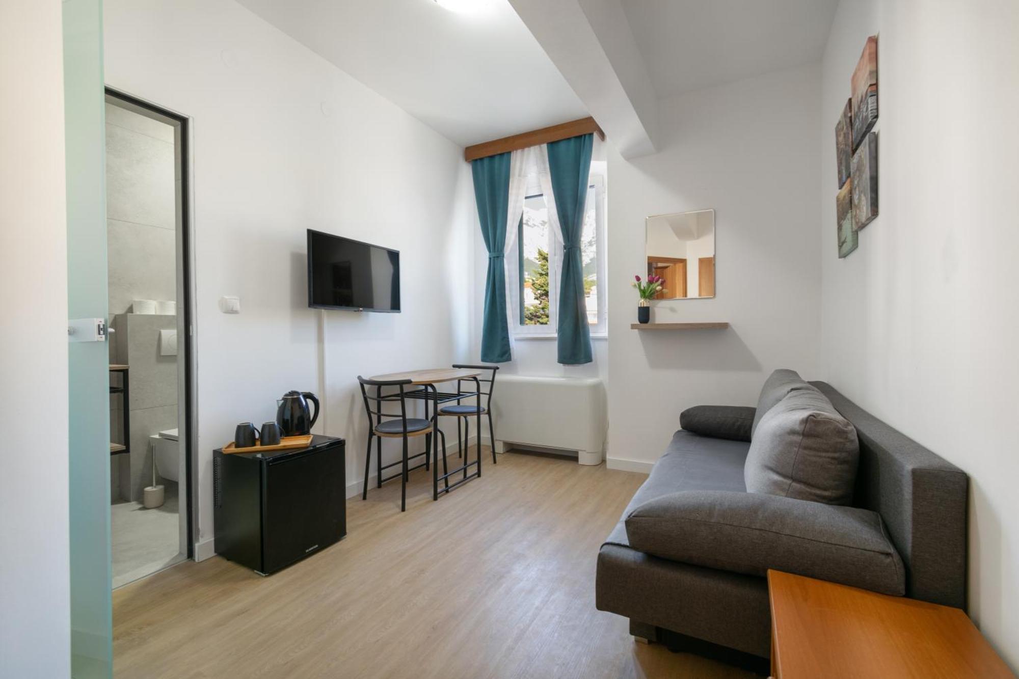 Apartment Palac -free Parking- Baska Voda